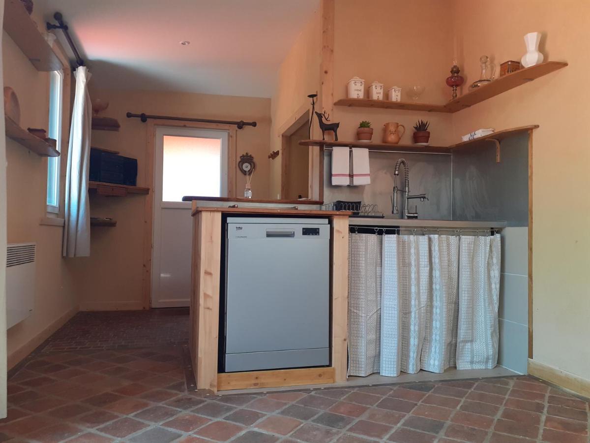 Villa La Fenetre Saint-Florent-des-Bois Esterno foto